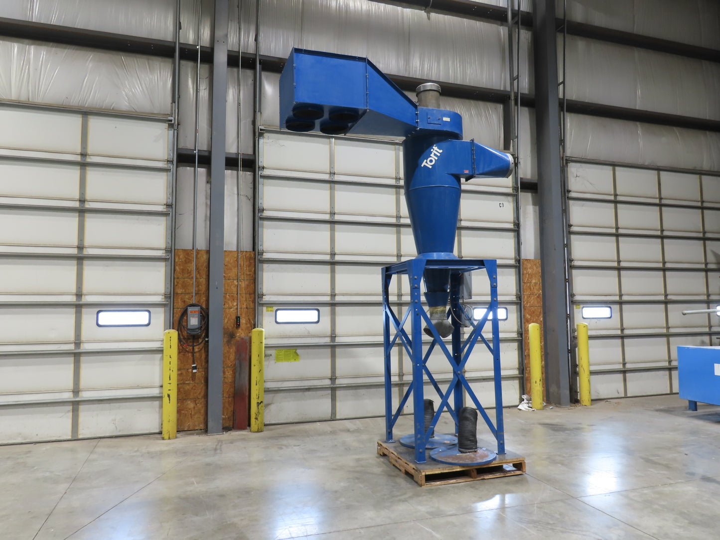 Donaldson 24 Torit Cyclone Dust Collector 4 Bag Filter 7.5HP 3500 CFM 2-Drum