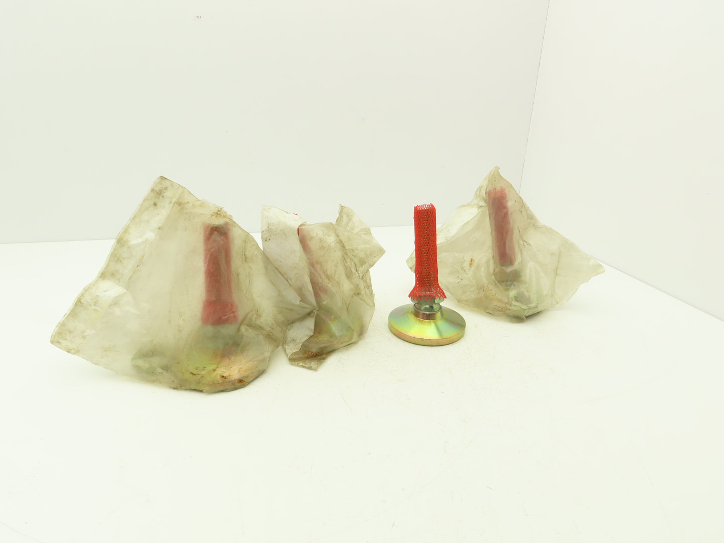 Carr Lane CL-16-SLF Stud Leveling Foot Zink Plated 4" Pad 1" Stud Lot of 4 Read