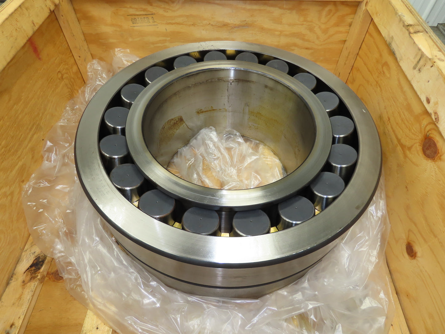 SKF 232/500 CAK/C4W33 Spherical Roller Bearing 500 mm, ID 920 mm OD 336 mm Width