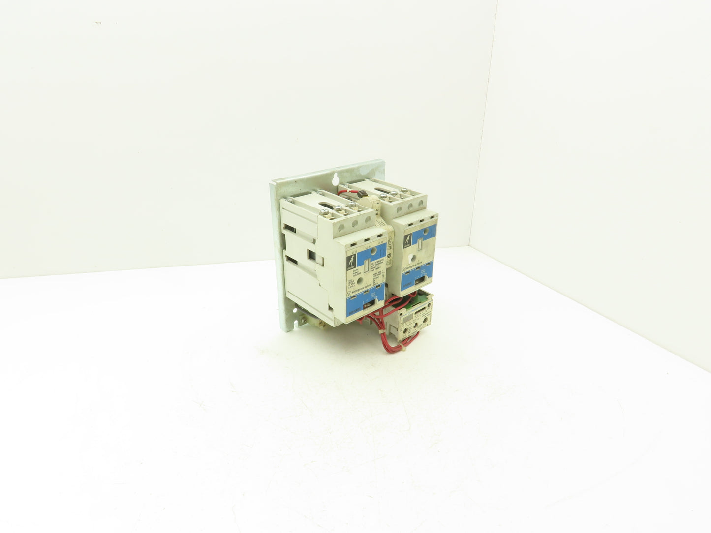 Westinghouse Control W210MLCFCY7 Advantage Reversing Contactor Assy 3Ph 2Hp