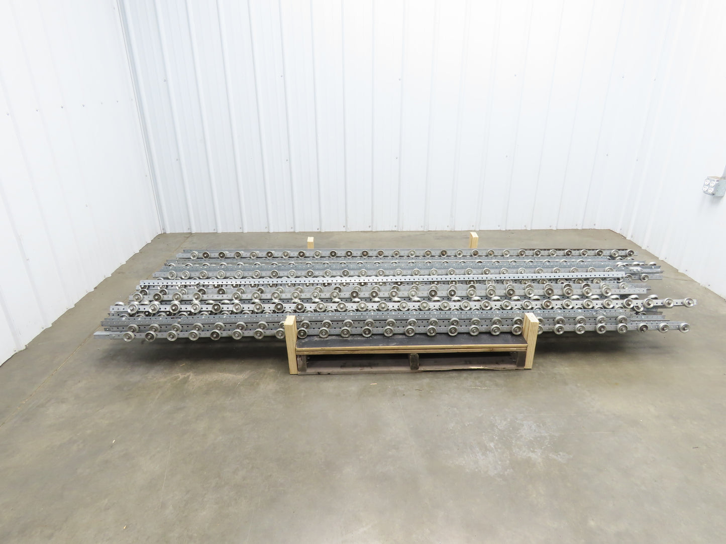 8'-9' Pallet Rack Flow Rail Skate Wheel Conveyor Track C-Channel Lot of 30