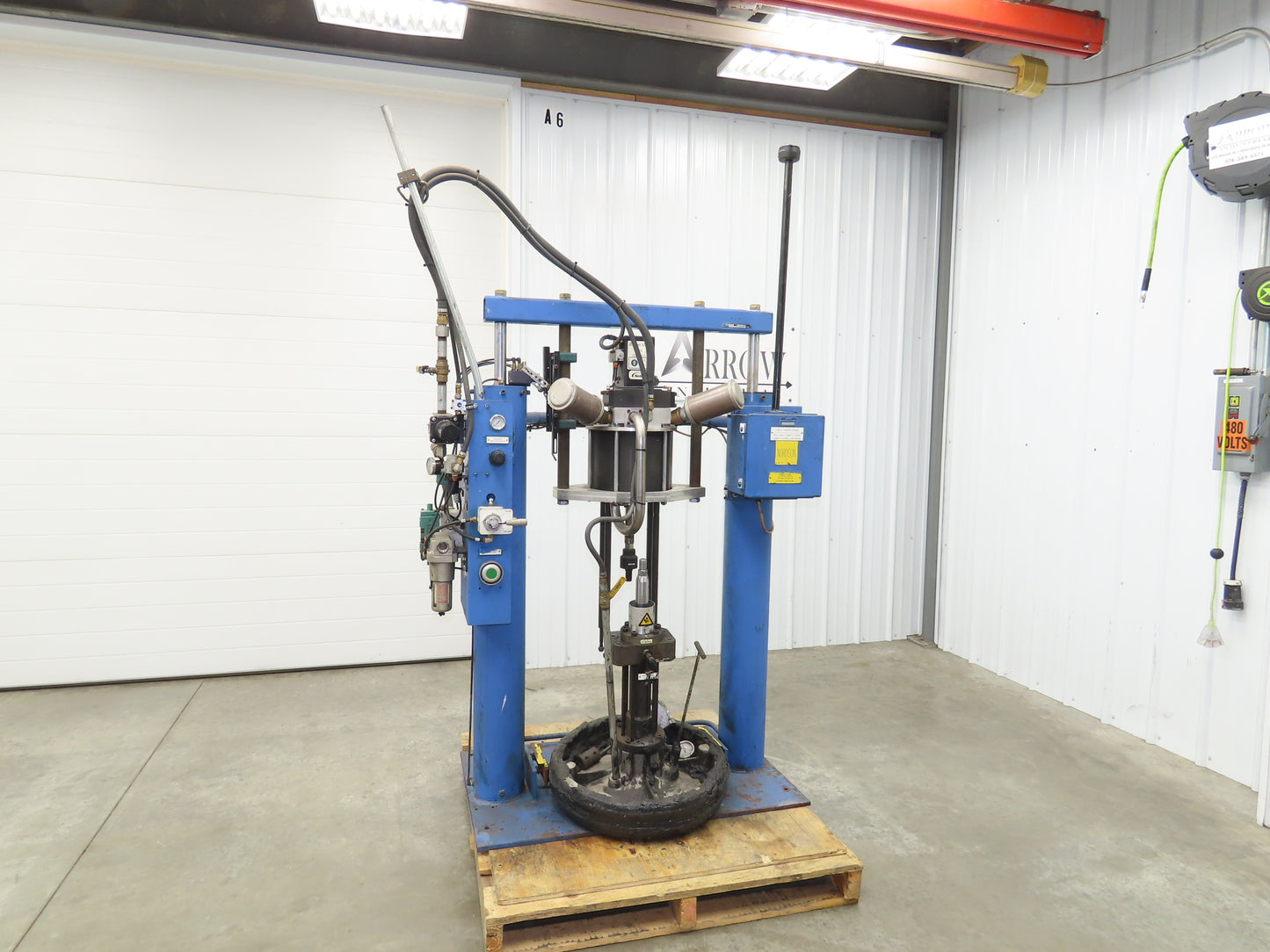 Nordson Rhino SD2 Drum Unloader Pneumatic Pump 48:1 Ratio 100PSI