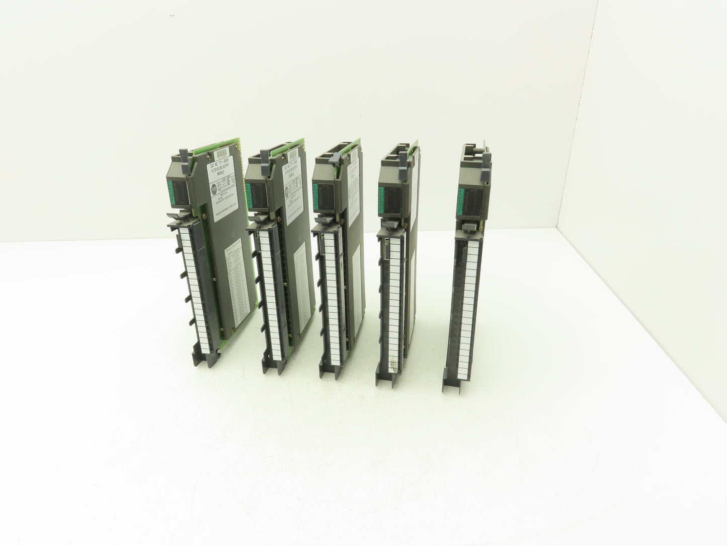 Allen Bradley 1771-OBD/B 10 to 60 VDC Output Module Lot of 5