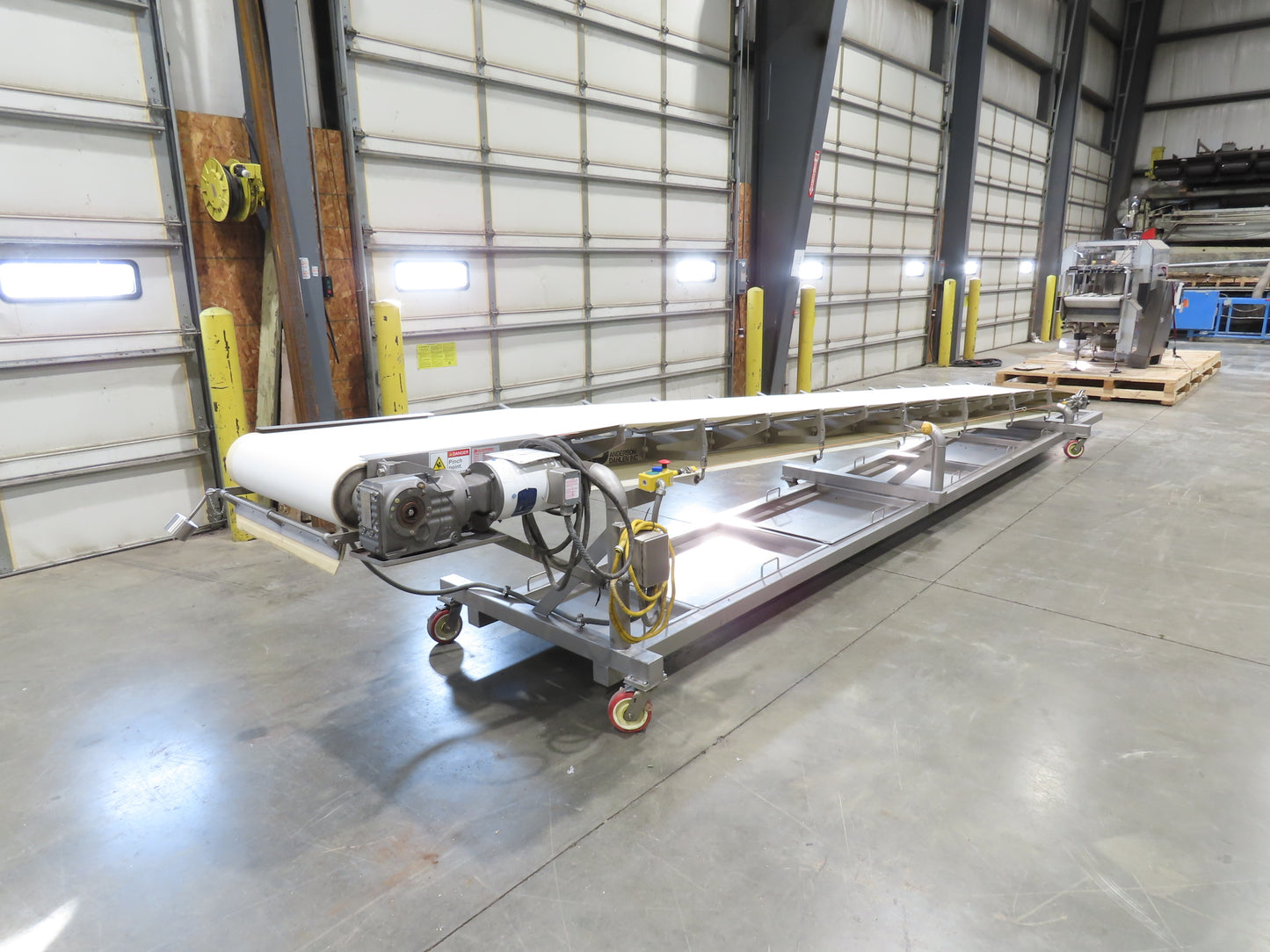 Anderson Dahlen 27"x 25' Portable Trough Belt Incline Conveyor Sanitary 480V 3PH