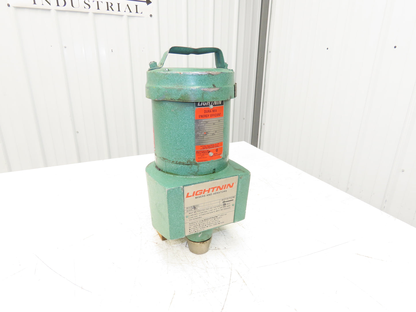 Lightnin XJ-43 Dura-Mix Clamp-On Tank Mixer Agitator Motor .43Hp 230/460V 3PH