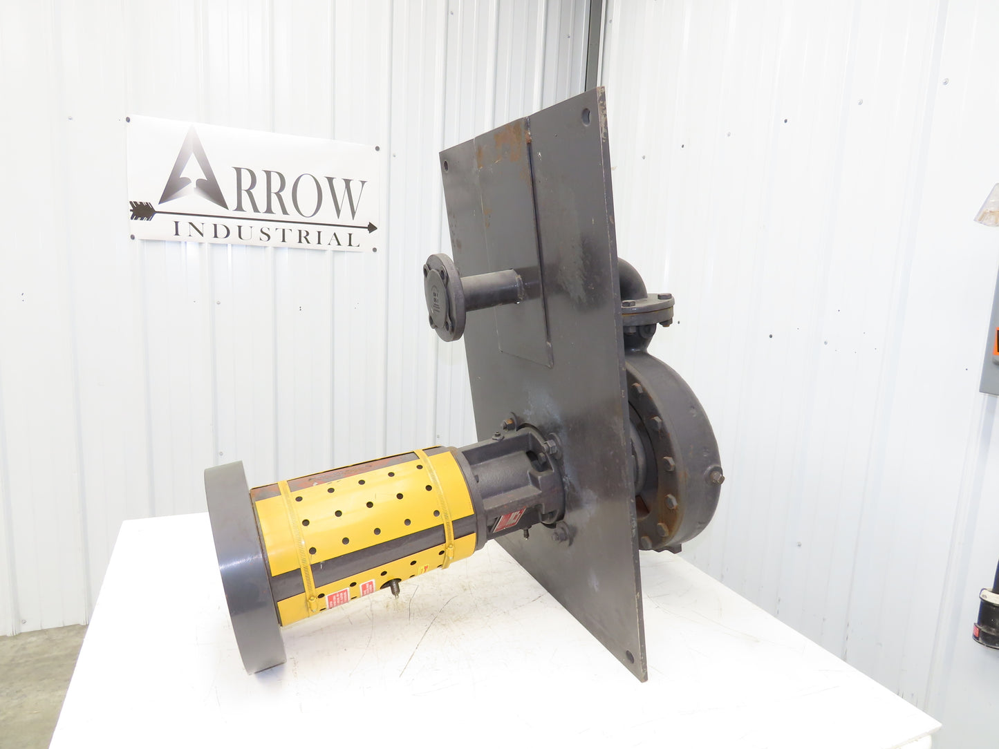 Gusher CL2X3-13SES-CDM-ADP Vertical Centrifugal Pump 2x3" Flanged Cast Iron