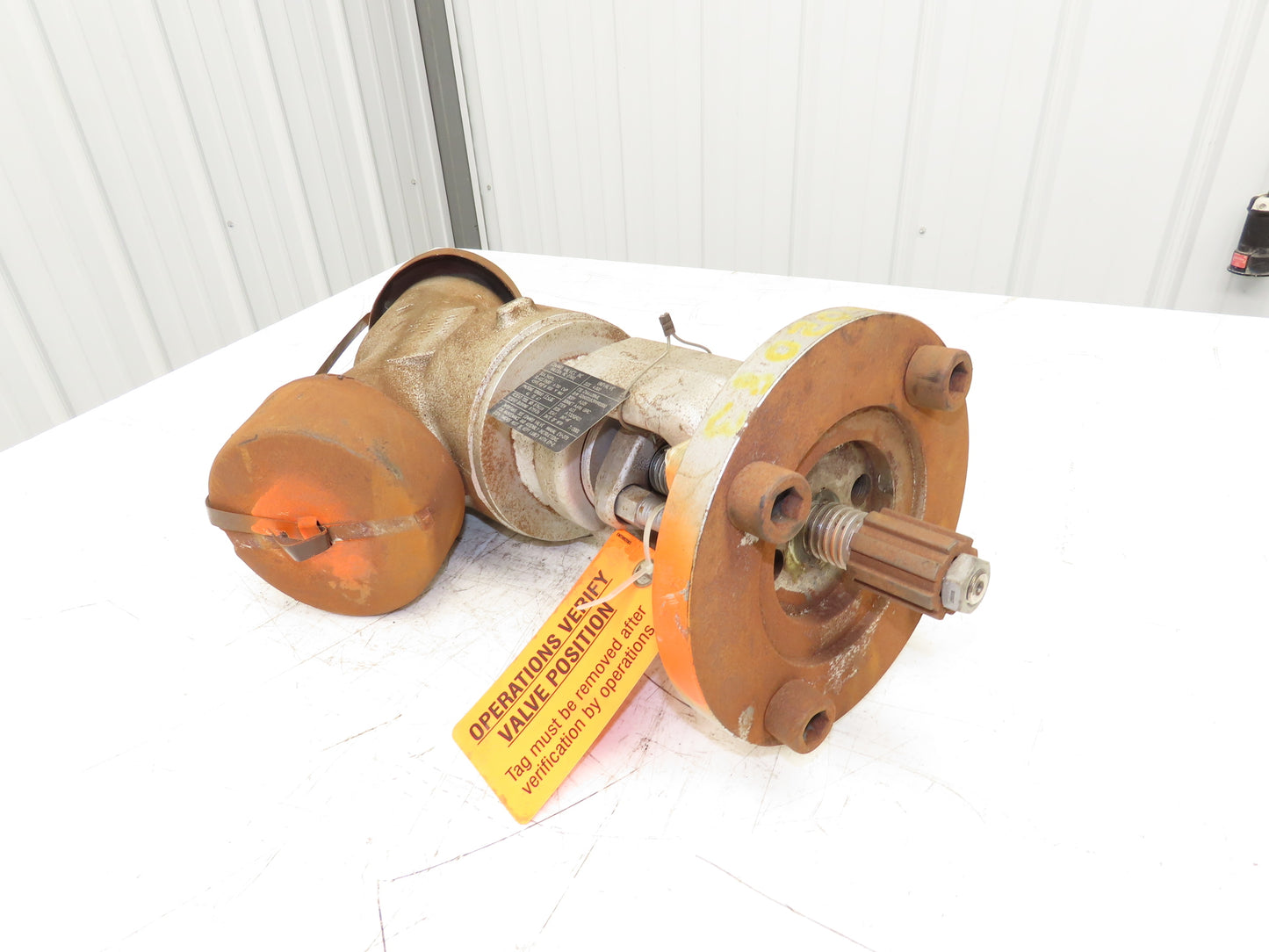 Edward D66128ML Univalve Y-Pattern Globe Valve 4" Butt Weld 4595psi B16.34SPL