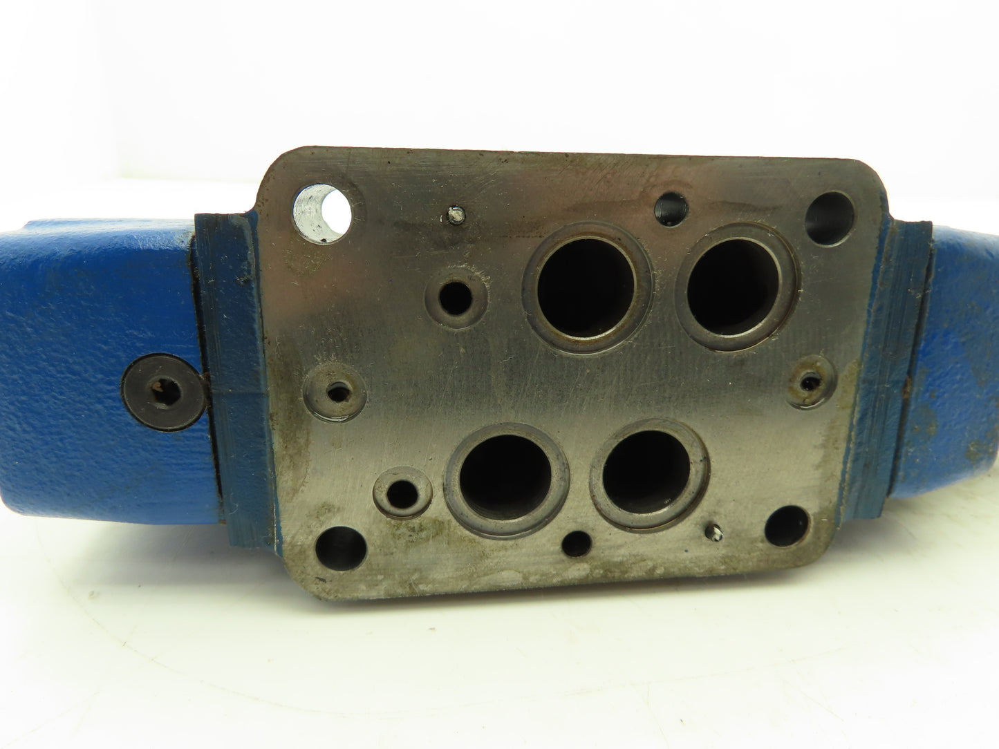 Bosch 0811404327 Proportional Servo Valve 4WRLE16W1Z180SJ-30/G24ETKO/A1M