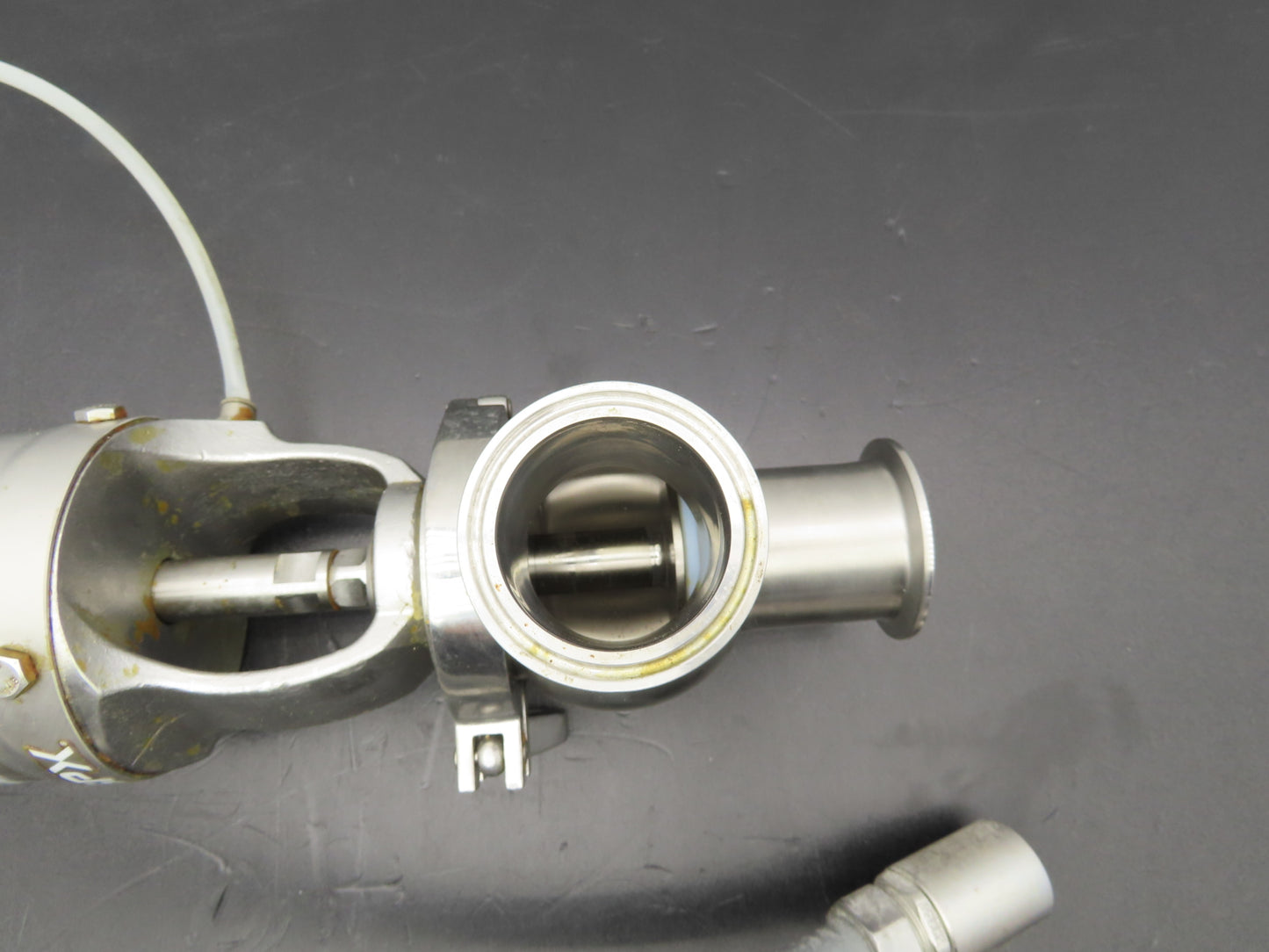 SPX Waukesha W6100046 Sanitary Shut-Off Valve 2" Tri-Clamp w/StoneL Prism Sensor