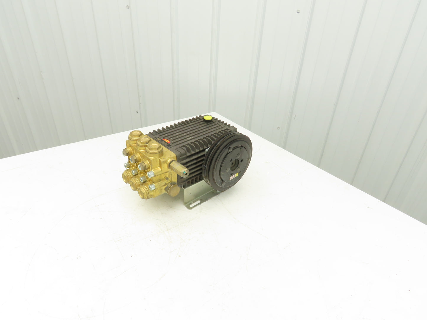 General Pump TSF2021 Triplex Plunger Pressure Washer Pump 8.5 GPM 3600 PSI RH