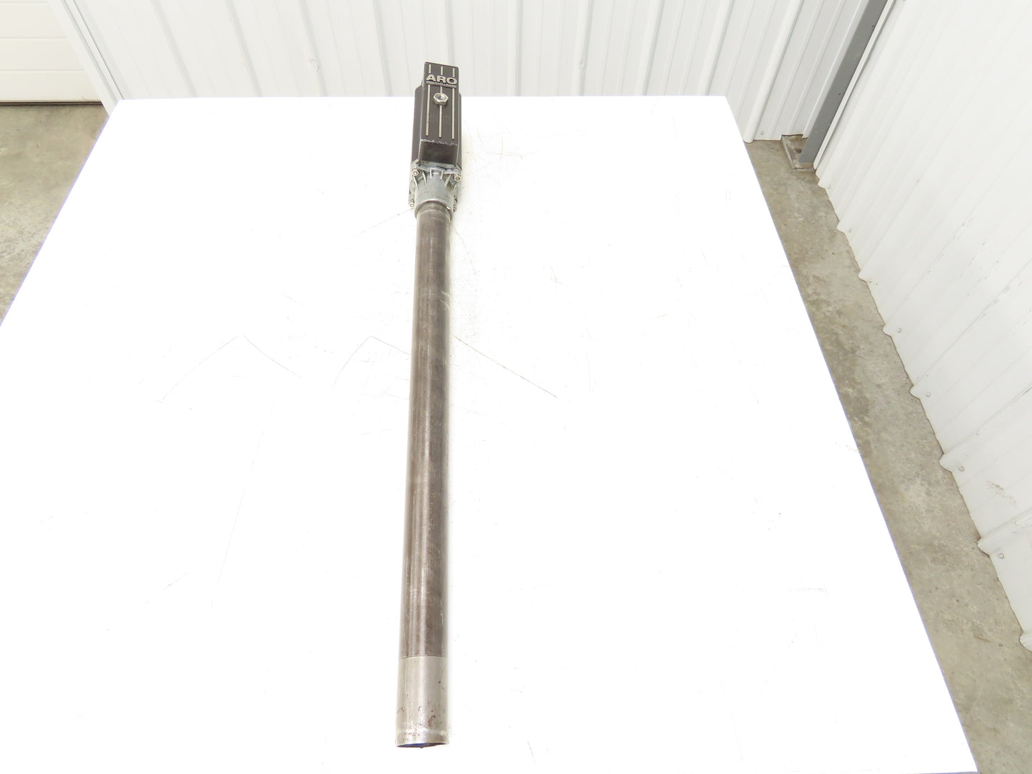 ARO LM2305A-3G Pneumatic Oil Pump Piston Type 5:1 55 Gal Drum 150PSI 2" x 30"