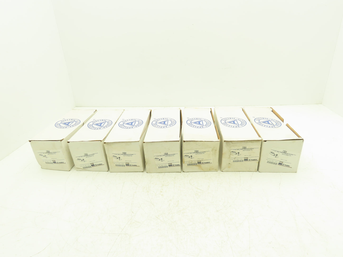 Appleton Electric C125-M Condulet 1-1/4" Mall Iron Type C Unilet Lot of 7
