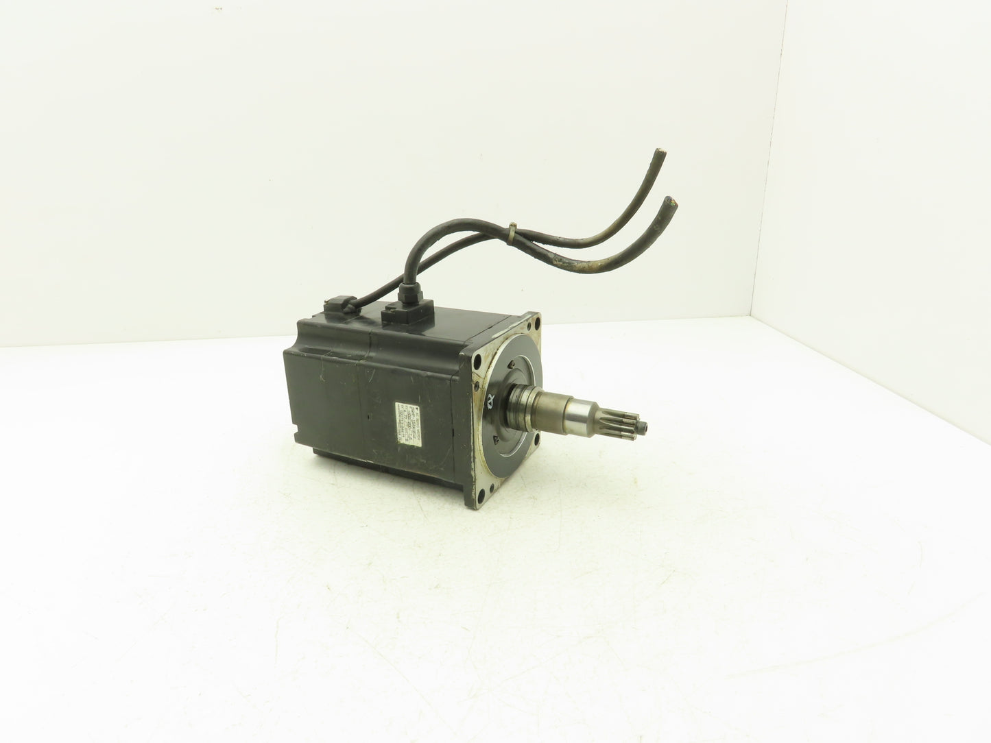Yaskawa SGMP-15AWYR12 AC Servo Motor 1500 W 200V 7.5 A