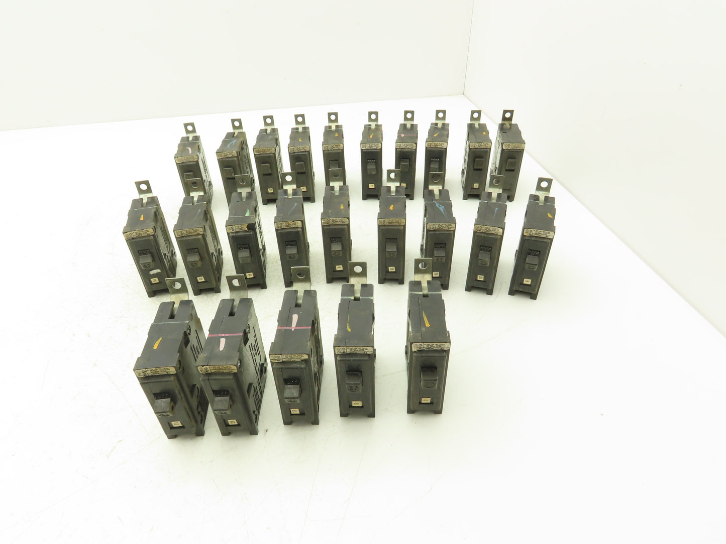 Westinghouse CA-UL Circuit Breaker 20A 1 Pole 120/240V BA Series Lot of 24