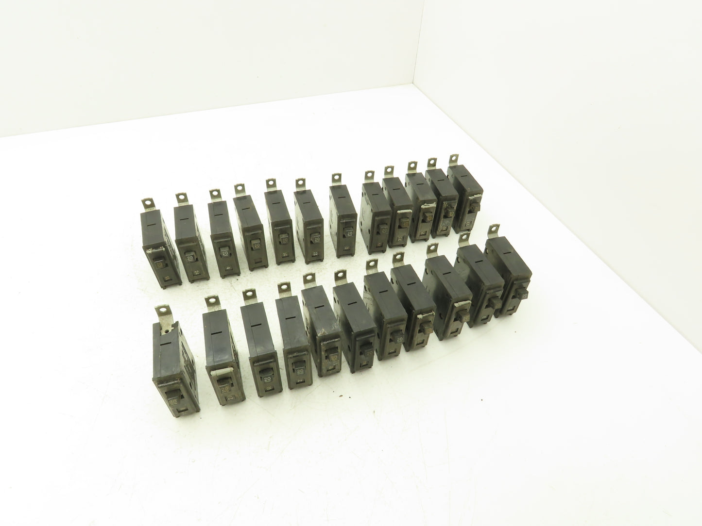Westinghouse Circuit Breaker 20A 1 Pole 120/240V Lot of 23