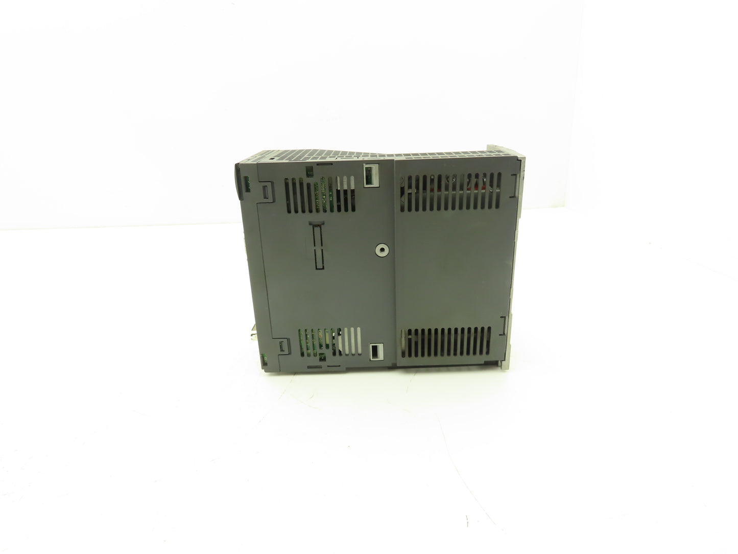 Mitsubishi MR-J3-200BN AC Servo Inverter Drive 2kW 200-240V 3Ph MELSERVO J3