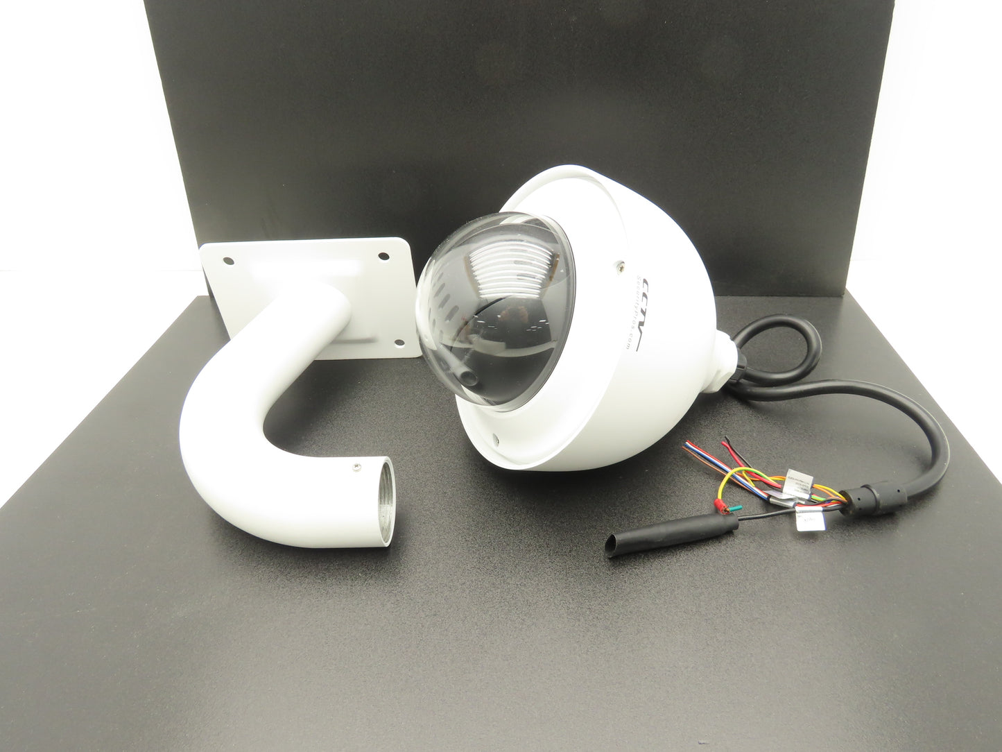 SecurityPros.com CSP-M23X Pan-Tilt_zoom CCTV Outdoor Surveillance Camera w/Mount