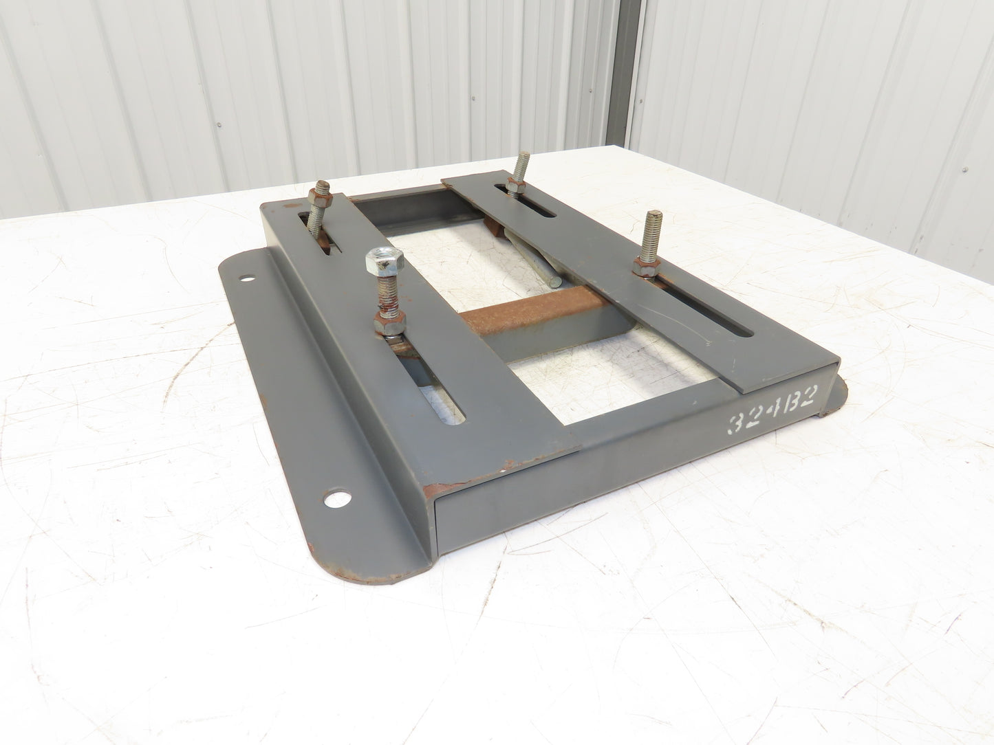 Dayton 2M516 Adjustable Electric Motor Mounting Base NEMA Frame 324 324B2