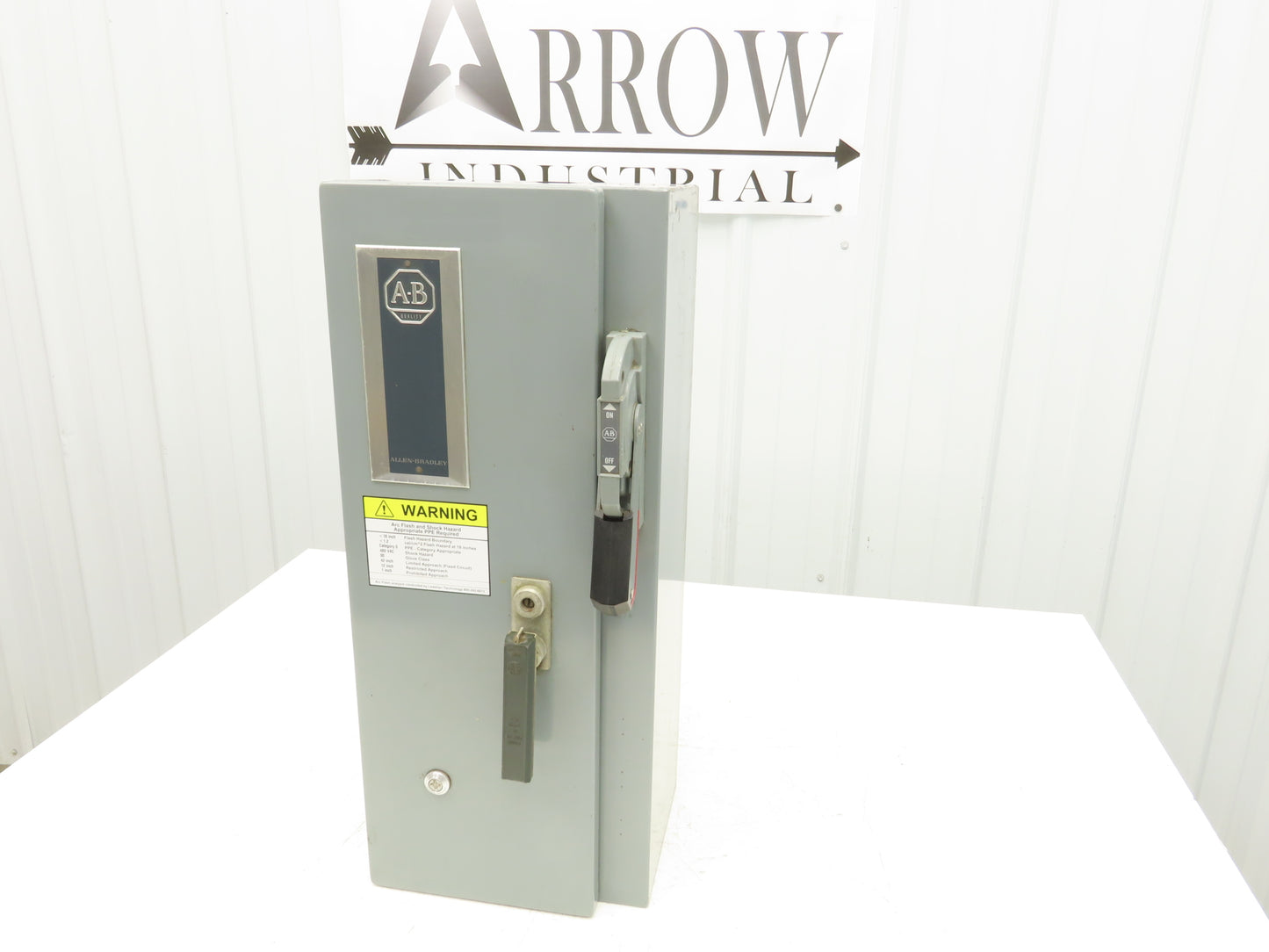 Allen-Bradley 512-BJB-6P-24R Combination Starter Fusible 600V 3PH 10HP