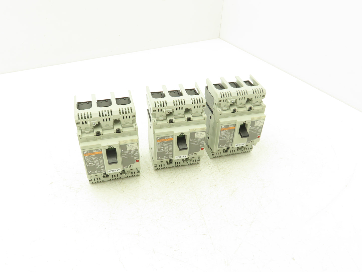 Fuji BW50RAGU3P015 3-Pole Auto Circuit Breaker 15A 500V 3Ph Molded Case Lot of 3