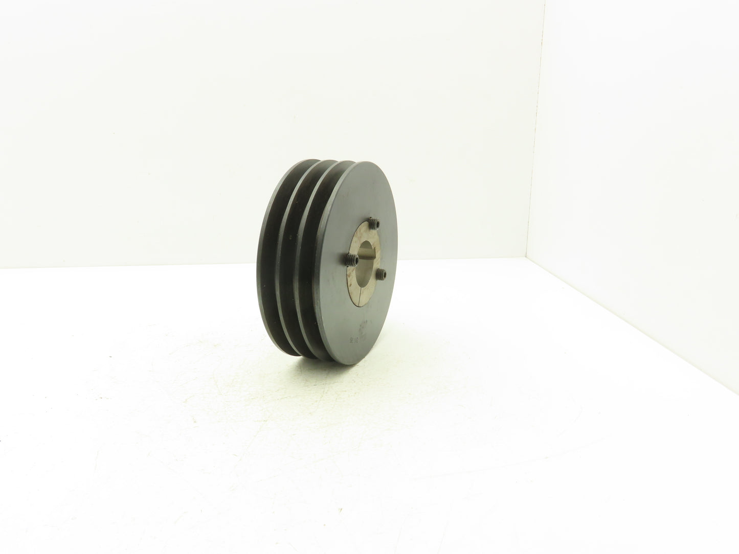 Martin 3B76 3 Groove V-Belt Pulley 8" OD A,B Belt Section 2517 Bushing 1-7/8"