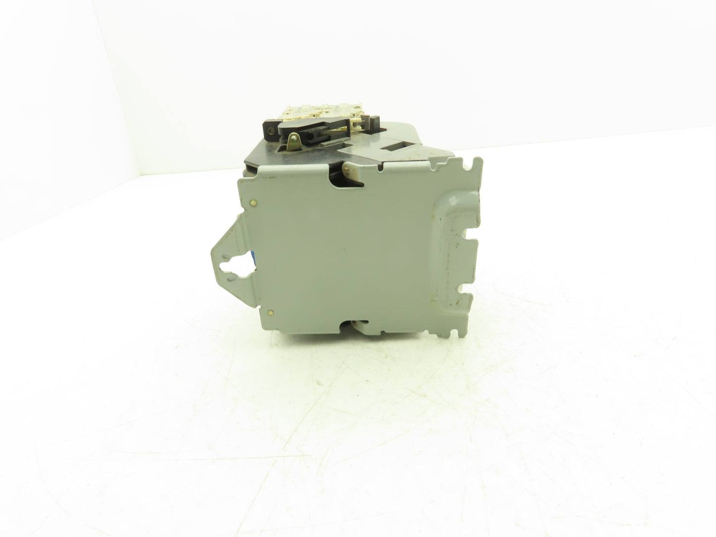 Furnas 40HP32AF Contactor Motor Starter 3Ph 600v 50Hp Ser A Coil 120v Size 3 90A