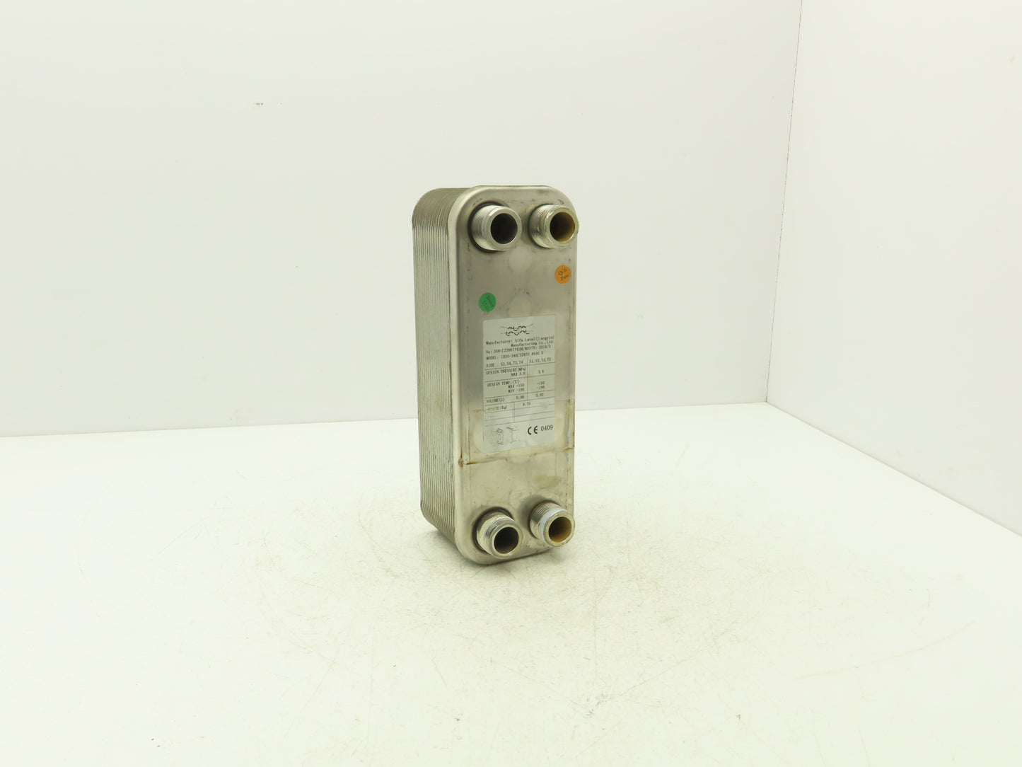 Alfa Laval CB30-34H/32870 Brazed Plate Heat Exchanger 1"NPT 34 Plates