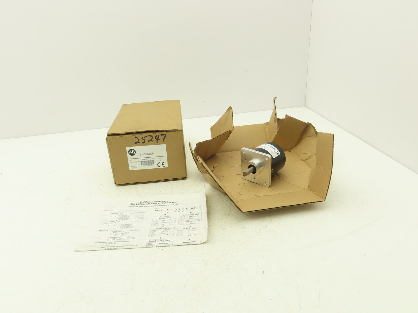 Allen Bradley 845G-F3D5HT0360A Absolute Rotary Encoder 3/8" Shaft 360PPR Ser B