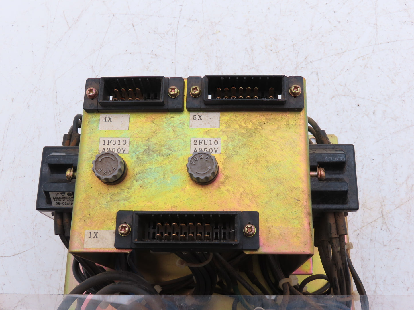 Yaskawa Electric JZRCR-XPU10C Contactor Motor Starter Assembly 25kW 3PH 660V