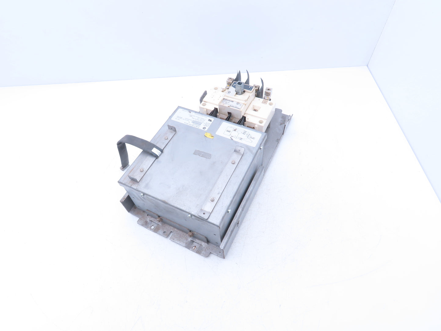 General Electric TPHE120Y12PP Surge Protective Device 120/208 3Ph 200,000A rms