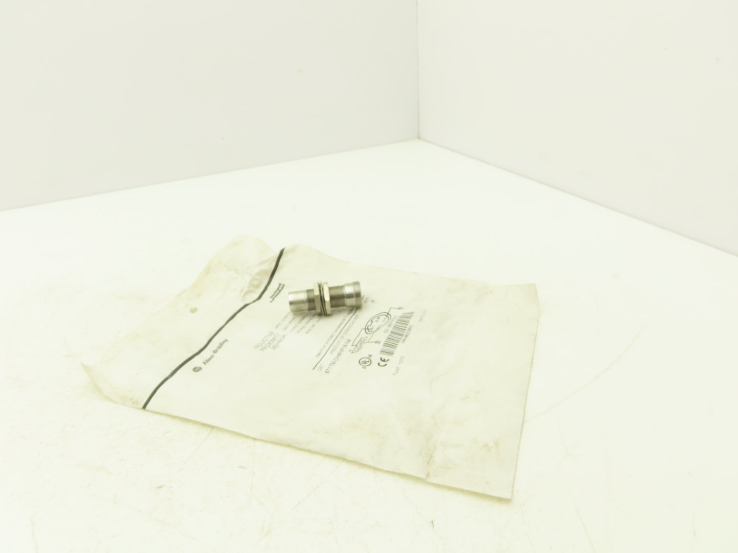 Allen Bradley 871TM-DH8NP18-N4 Proximity Sensor Inductive NO 10-30vdc 200mA