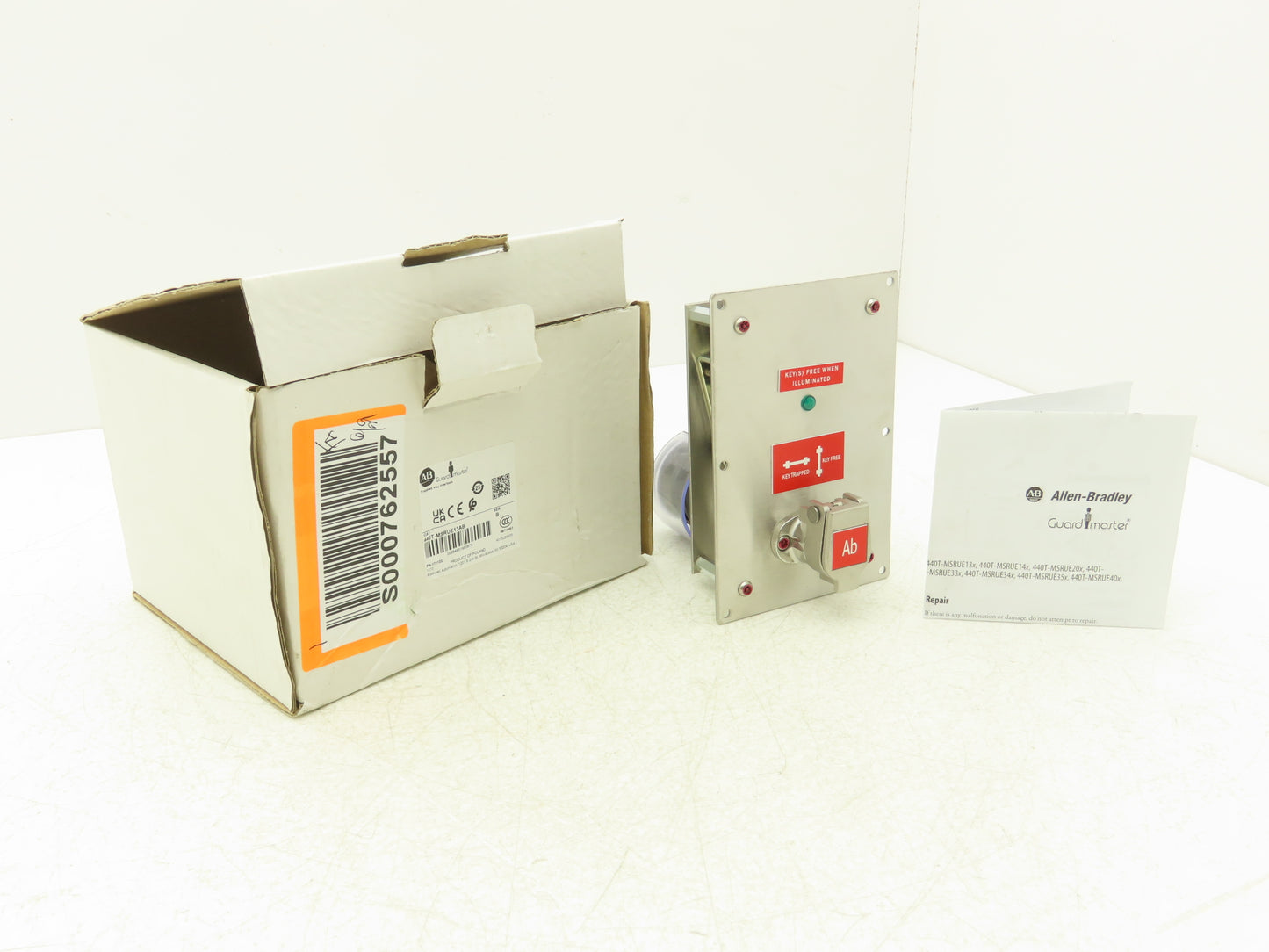 Allen Bradley 440T-MSRUE13AB Guardmaster Trapped Key Interlock Solenoid Release