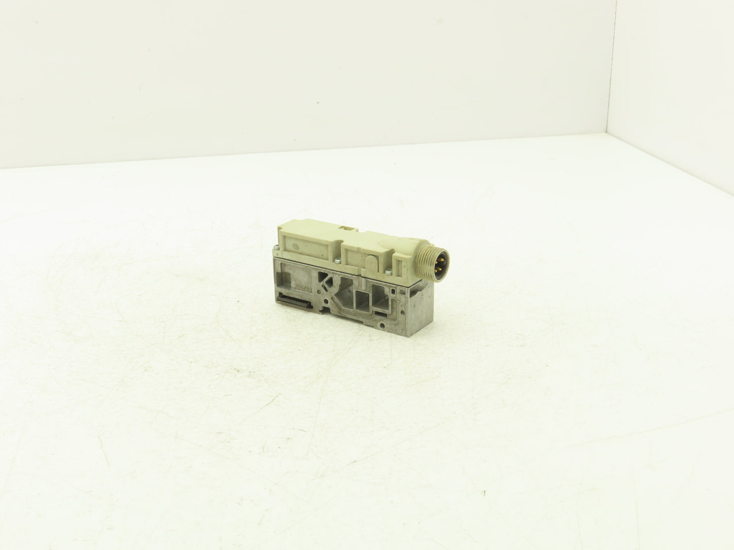 Festo MPA-FB-SP-7/8-V-4POL Solenoid Valve Supply Plate For Manifold 695959