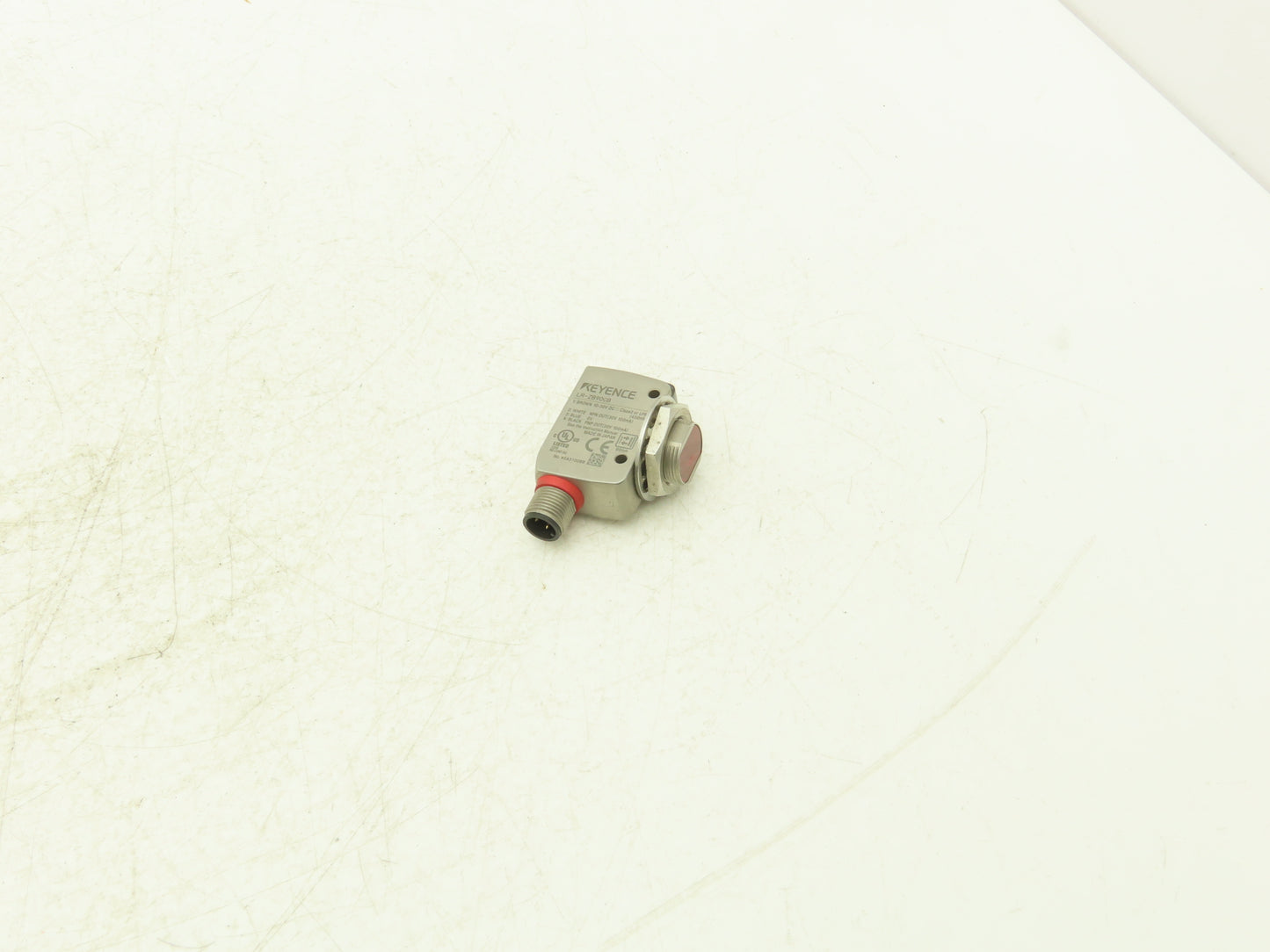 Keyence LR-ZB90CB Self-Contained CMOS Photoelectric Laser Proximity Sensor