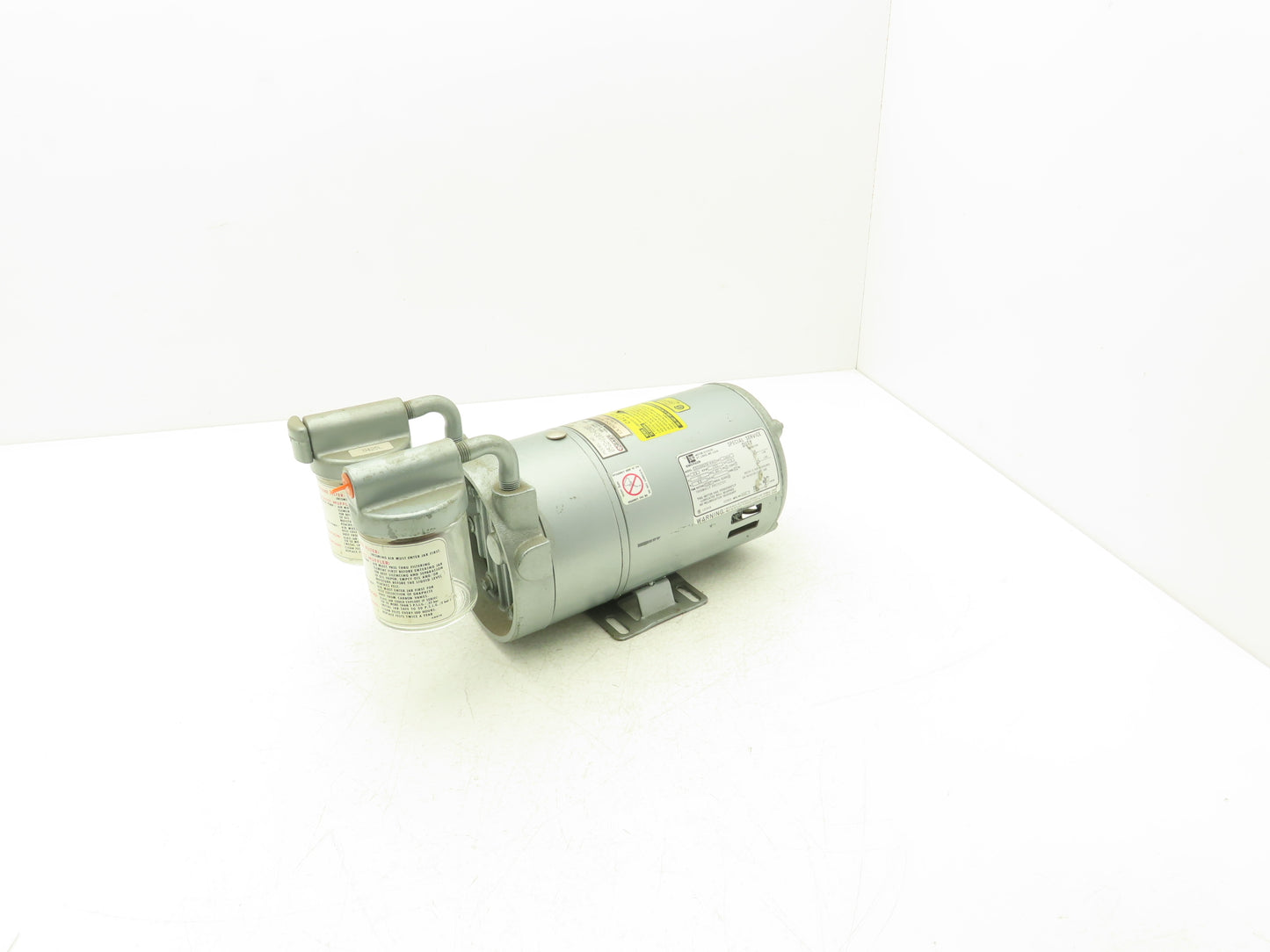 Gast 0522-V103-G18DX Oil-Less Rotary Vane Vacuum Air Pump 115VAC 1/4Hp 1725RPM