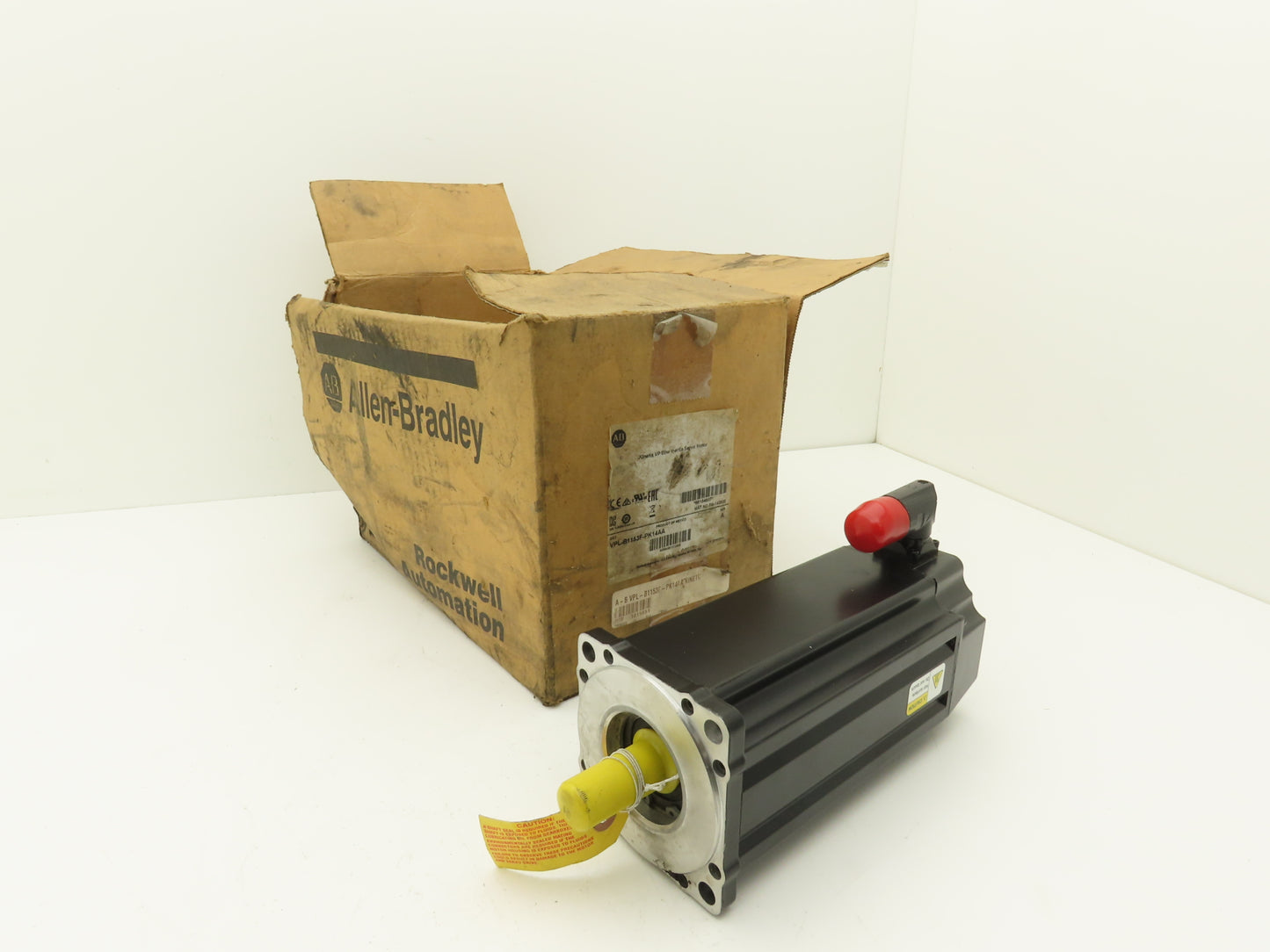 Allen Bradley VPL-B1153F-PK14AA Low Inertia Servo Motor Kinetix 3.08Hp 24V Brake