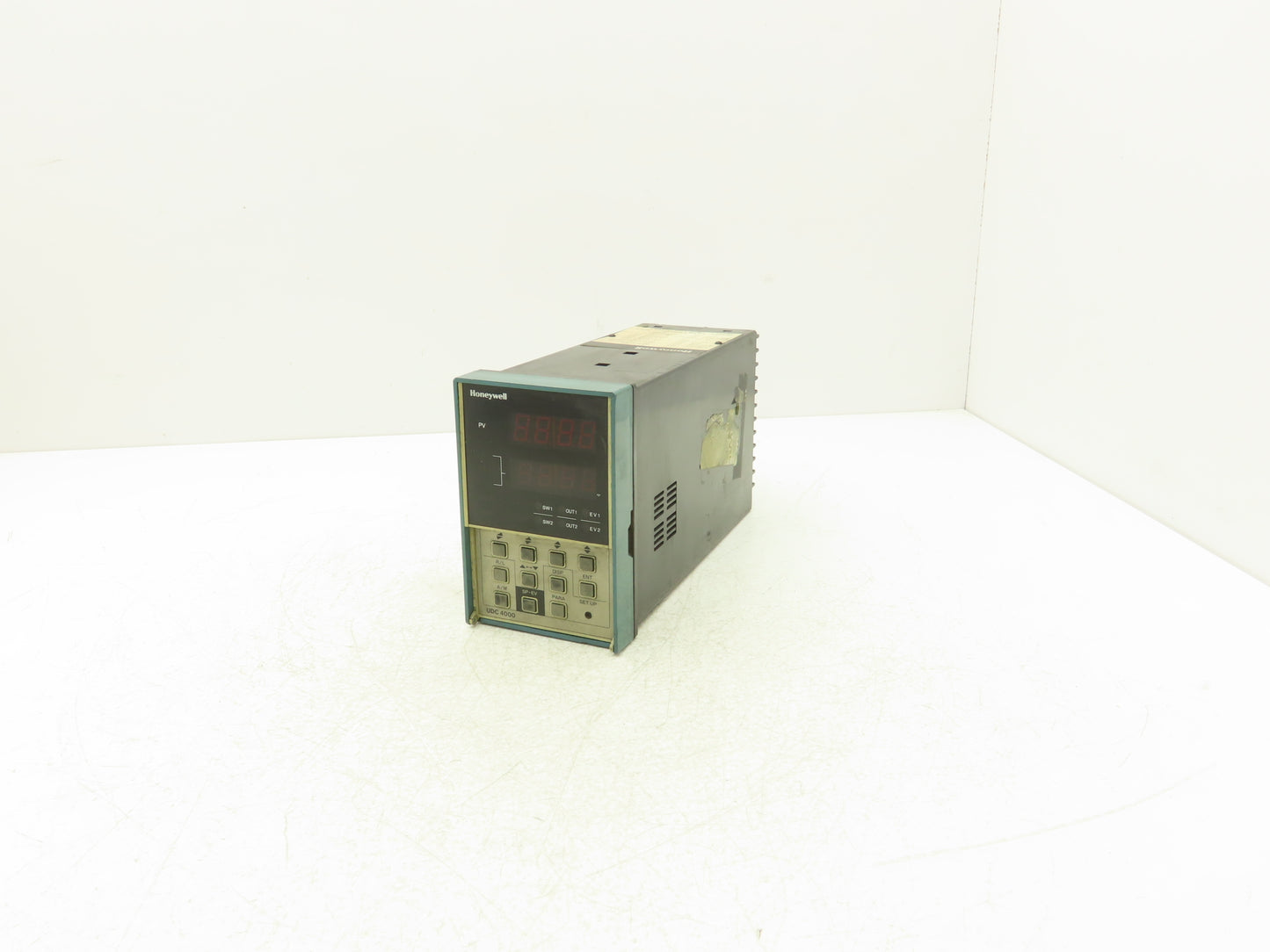 Honeywell DC4000 Digital Temperature Controller DC4000 5GTC1400000 120/240V