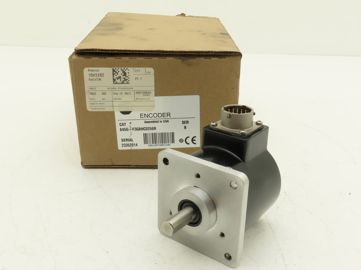 Allen Bradley 845G-F3G8HC0360R Absolute Rotary Encoder 3/8" Shaft 360PPR Ser B