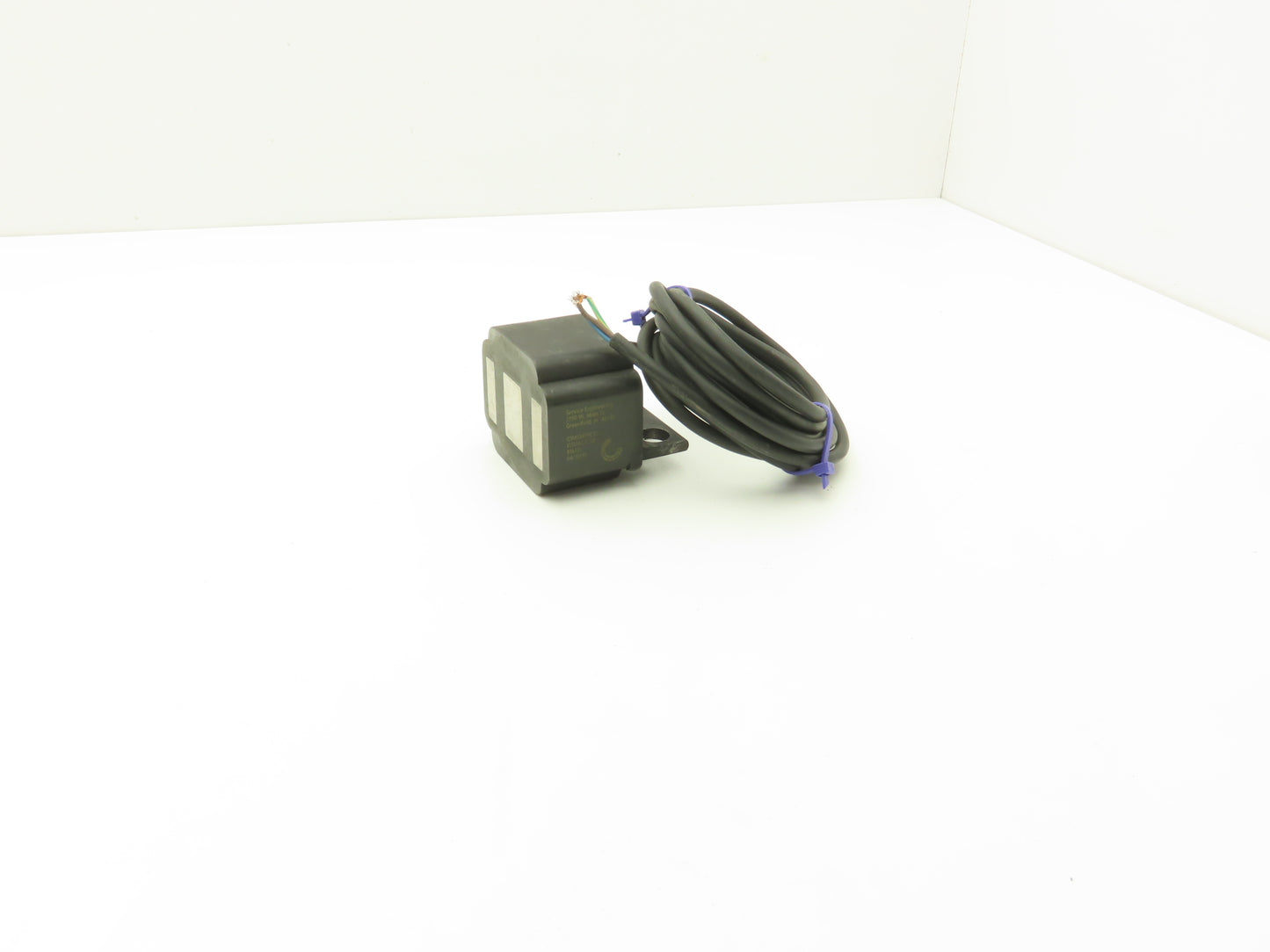 Service Engineering IDMSM99CE1 Vibratory Feeder Bowl Electromagnet 115VAC 1.3A