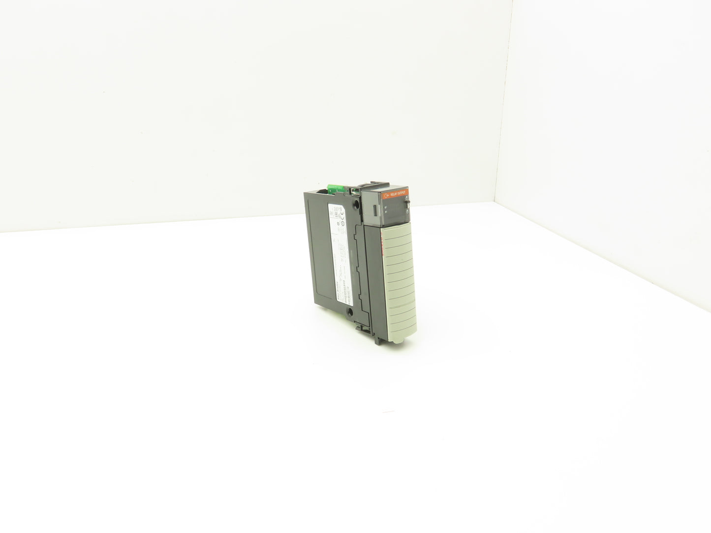 Allen Bradley 1756-OW16I A ControlLogix 16PT Relay Output 24VFW 3.003 Ser A
