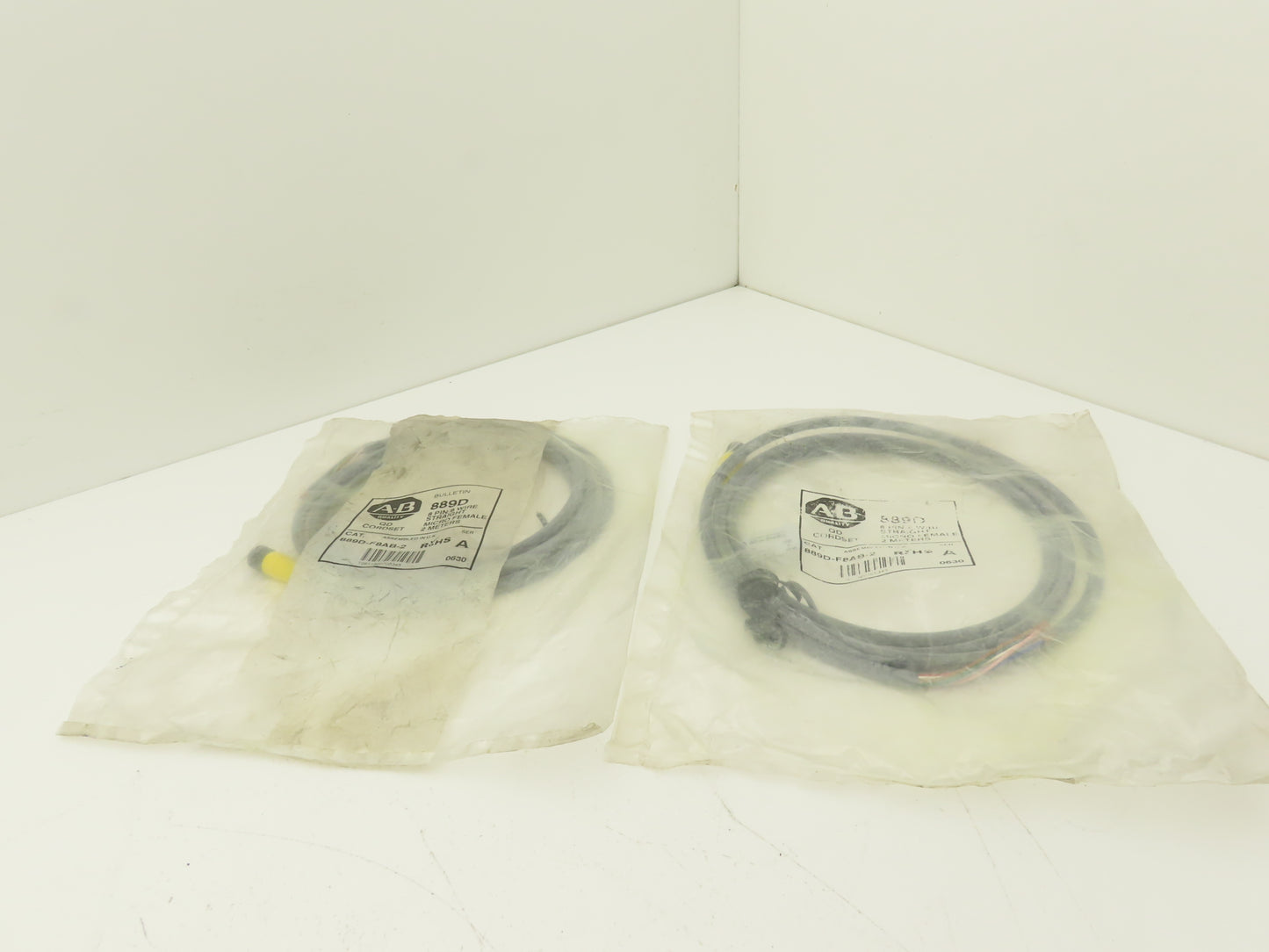 Allen Bradley 889D-F8AB-2 QD Cordset 8-Pin 8-Wire Cable 2M Ser A Gray Lot of 2