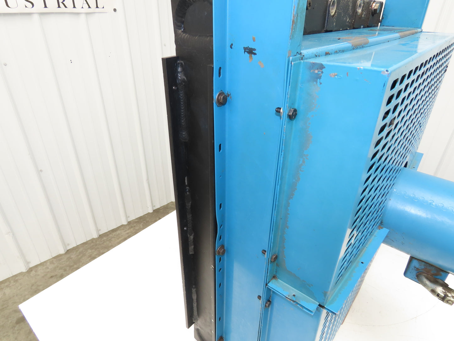 AKG Air Cooled Dual Heat Exchanger 1-1/2 Hp 230/460v 3ph Oil Coolant Compressor
