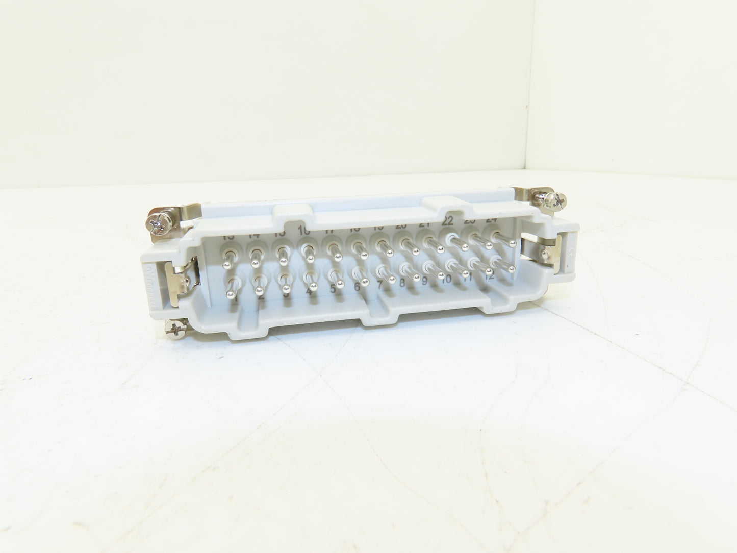 ZIPport ZP-MC24B-2-SM29CAL Surface Mount Housing Self Close w/Terminal Connector