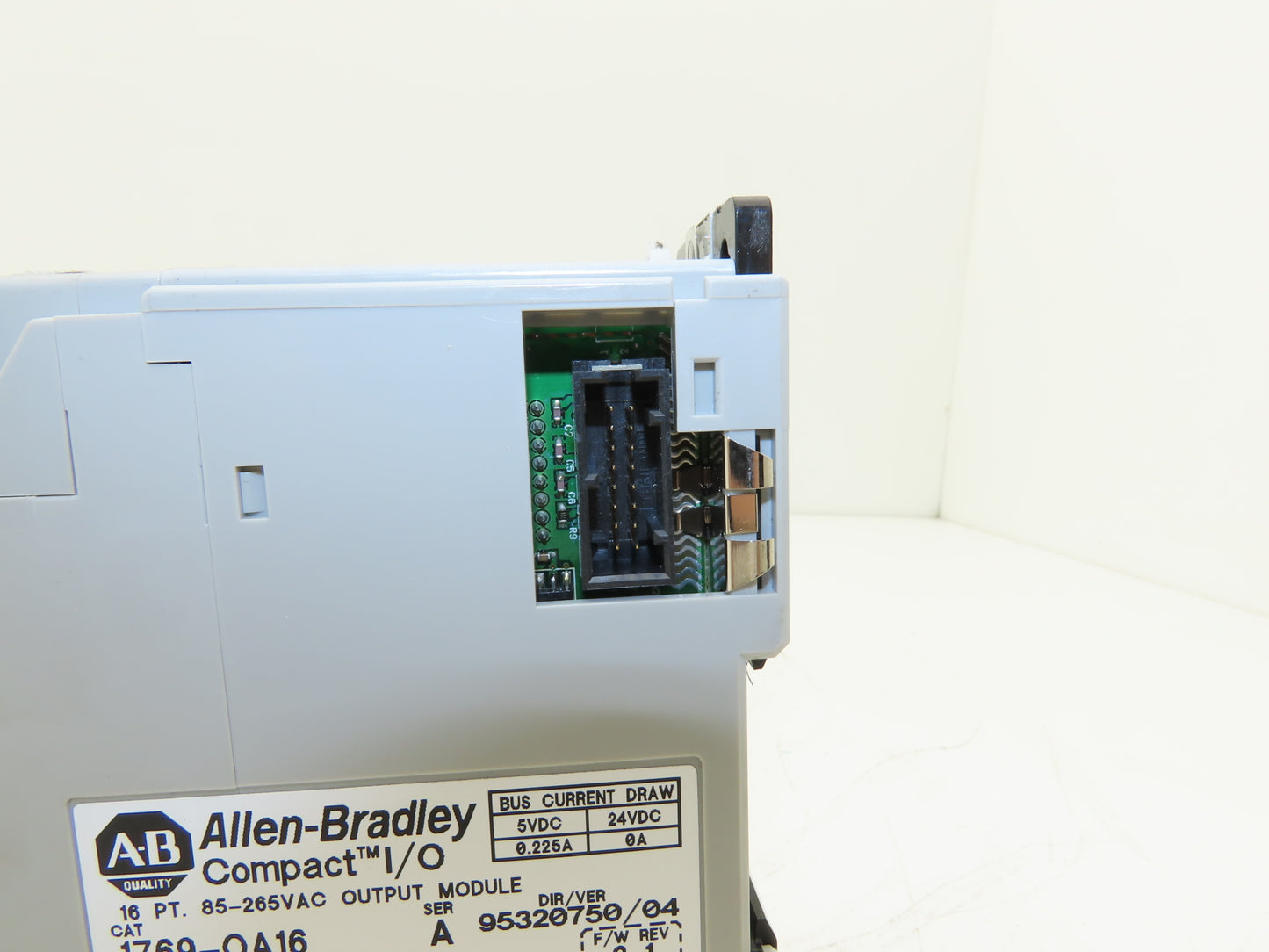 Allen Bradley 1769-OA16 Compact I/O 16 Pt Output Module 115/230V Ser A F/W 3.1