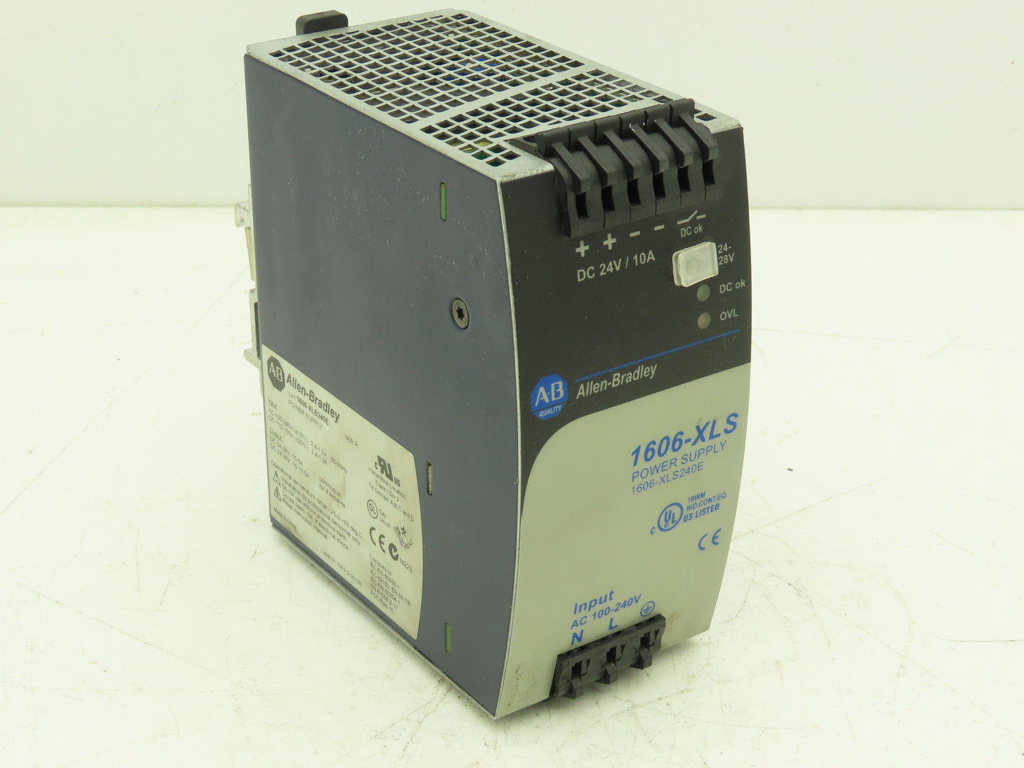 Allen Bradley 1606-XLS240E PLC Power Supply 24VDC 10A 240W 120-240V 1PH Input