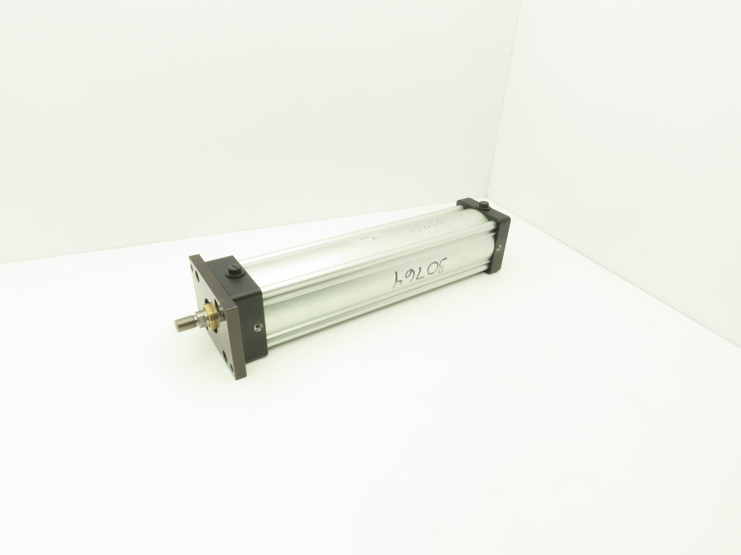 Parker 4.00CJ4MA3U14AC16.00 Pneumatic Air Cylinder 4" Bore x 16" Stroke 250PSI