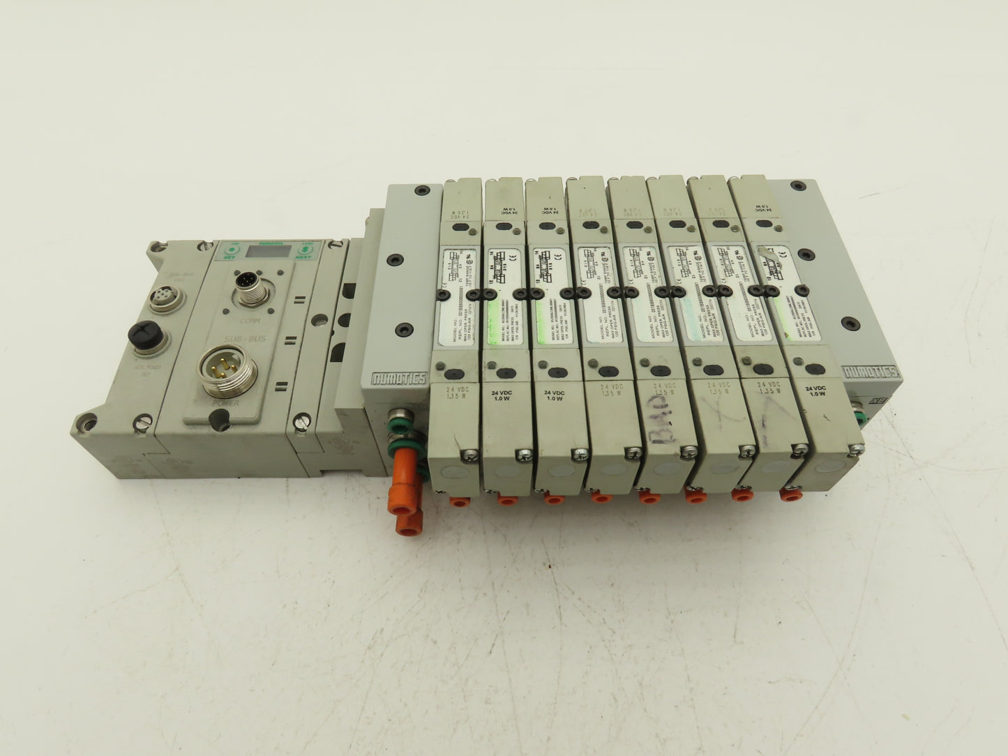 Numatics 219-828 / 240-183 8-Station G3 8-Valve Manifold Assembly w/Comm Sub-Bus