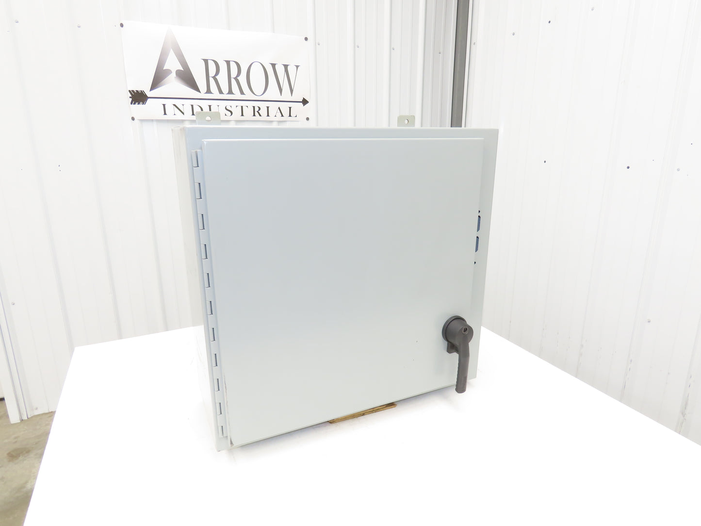 Hoffman A24SA2610 Electrical Enclosure Control Panel JIC 24x26x10" Disconnect