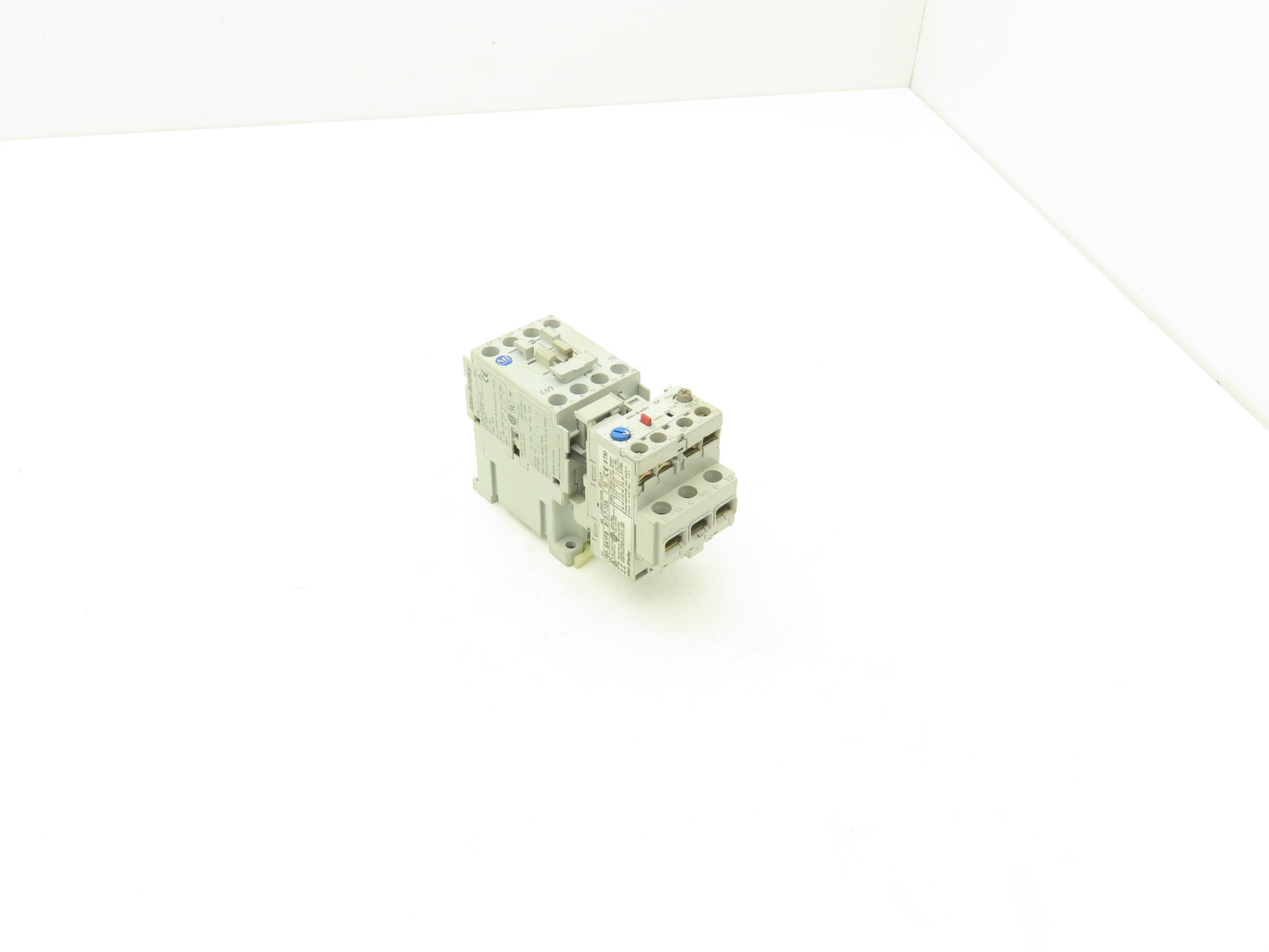 Allen Bradley 193-EA1FB Motor Starter Contactor Overload Relay 3.7-12A 120V Coil