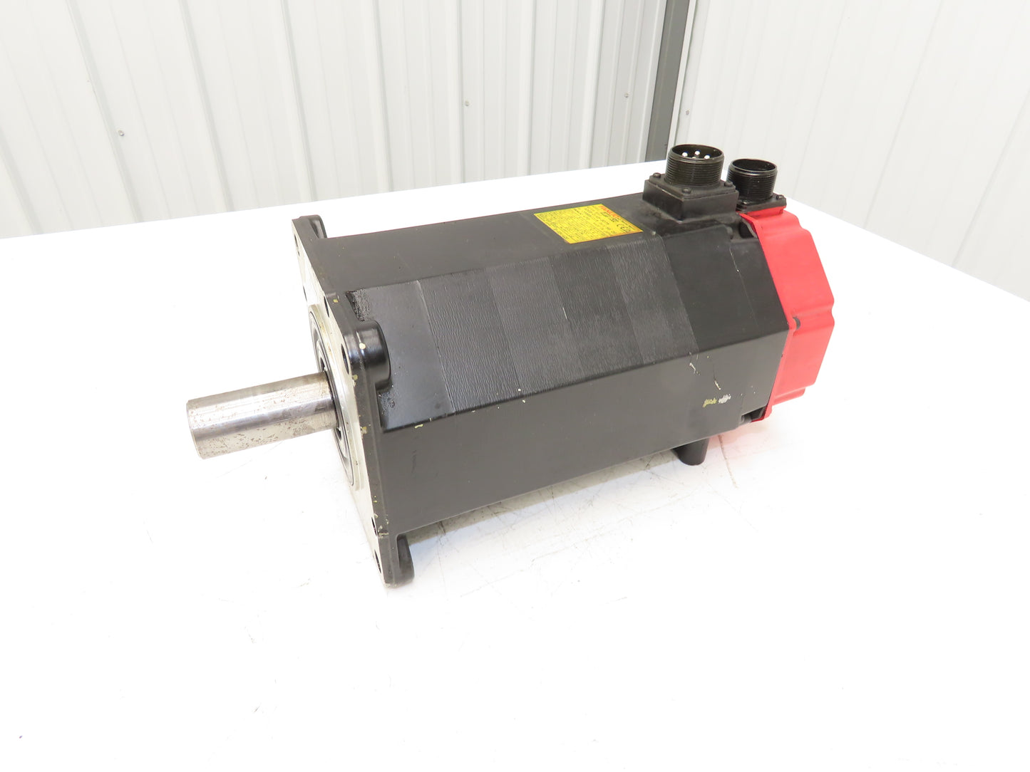 Fanuc A06B-0145-B075 AC Servo Motor 1.5Kw 167V 1500RPM Encoder A860-0360-V501